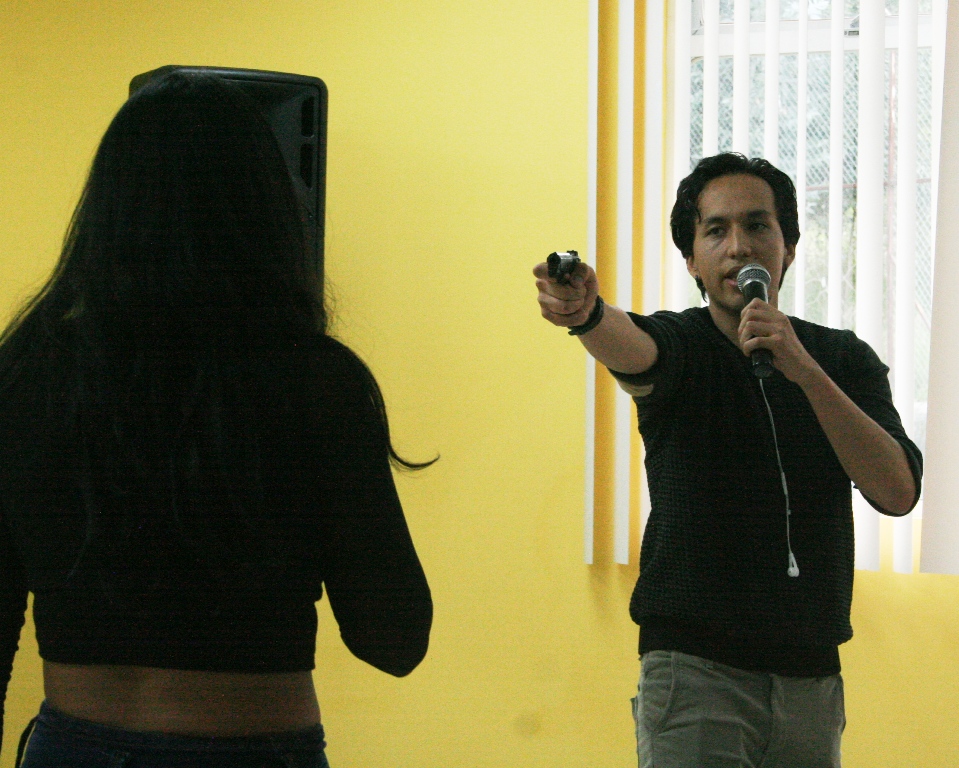 Feminicidio. Sociodrama sobre la violencia de género interpretado por estudiantes de psicología de la PUCE